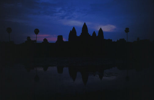 Khmer.AngkorWat.sunrise.72.jpg